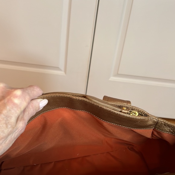 Cole Haan metallic bronze leather handbag with double zip compartments - Picture 10 of 12